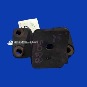 Toyota Landcruiser 1HZ Engine mount bracket brackets LH -DIESEL  1HZ  HZJ75 HZJ78 HZJ79 LEFT hand