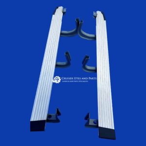Toyota Landcruiser pair of alloy side steps / side step pair to suit 75 79 78 new early