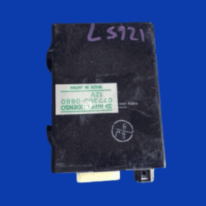 Toyota Landcruiser HJ75 2H Diesel a/c amplifier 12V  077300-0660