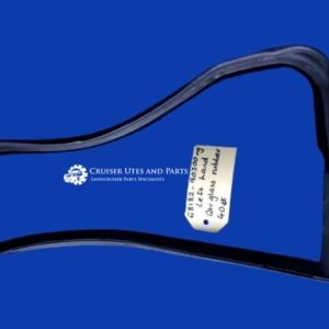 Toyota Landcruiser LEFT LH Front Quarter 1/4 Vent Seal (1/1975-11/1984) FJ40 FJ45 HJ45 HJ47 BJ40 BJ42    68182-90300ng