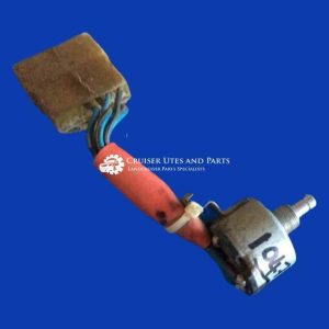 Toyota Landcruiser fan switch ( air conditioning)  Diesel 75 series
