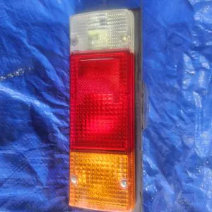 Toyota genuine Landcruiser Ute TAIL LIGHT 75 & 79 series, complete, style side tubs, 81550-60451 (square plug) new